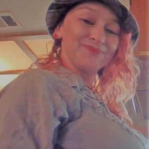 Meet your Posher, April